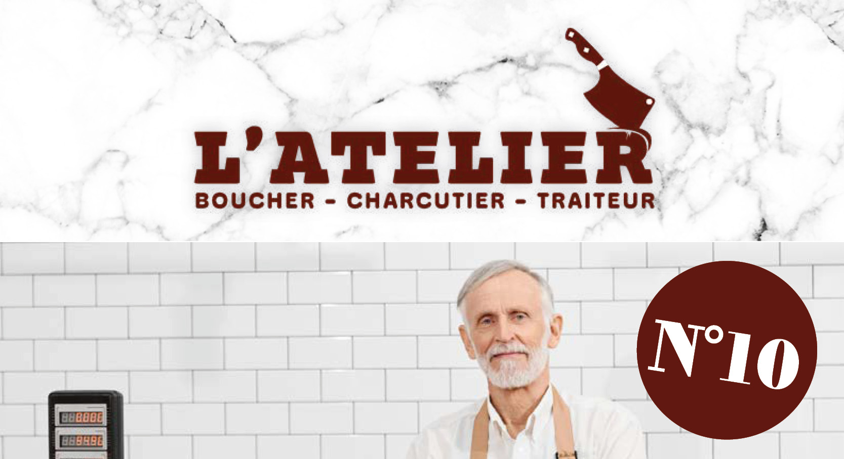 Un boucher dans sa boutique